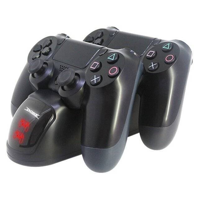 منصة شحن مزدوجة لوحدات تحكم PS4 طراز Dobe TP4-889 (أسود)